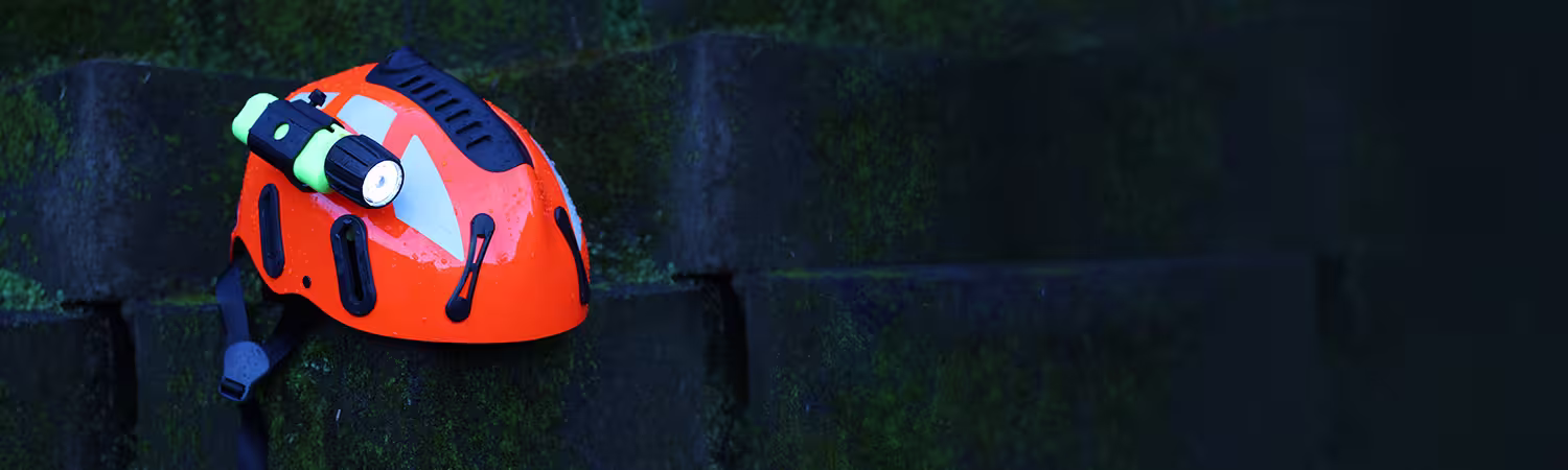 1500x450-r6v2-04